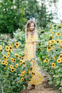 Teen Sunflower Pictures